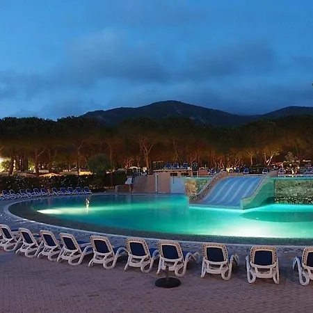 Camping Ville Degli Ulivi * Marina di Campo